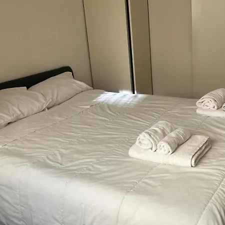 Roberto Exclusive 82 *